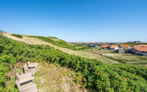 Lill - 50M from the Sea: Ciel, Bleu, Vert, Lot Terre, Champ, Plantation, Ferme, Stock Photographie, Piste