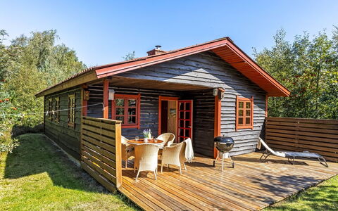 Sofia - 500M from the Sea: Piscine, Mobilier De Jardin, Meubles, Recours, Dalle, Eco Hôtel, Ombre, Chaise, Loisir, Biens