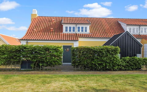 Tuulia - 1.1Km from the Sea: Bois, Toit, Architecture, Domicile, Maison, Chalet, Siding, Dur, Pente, Biens
