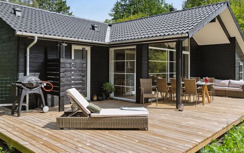 Jonnhild - 450M from the Sea: Domicile, Chalet, Siding, Dur, Ombre, Planche, Conception, Biens, Porche, Plate-Forme