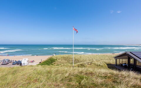 Arngrim - 100M from the Sea: Bois, Toit, Architecture, Domicile, Maison, Chalet, Siding, Dur, Pente, Biens