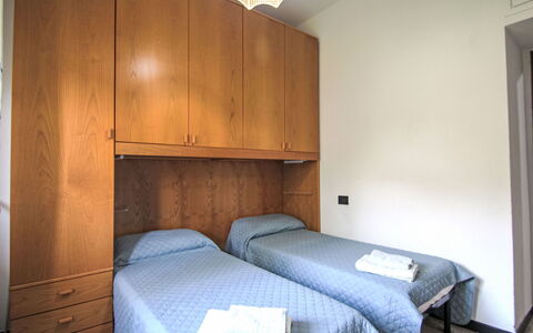 Valle dei Poggi: Bois, Chambre, Lit, Sol, Sol, Design Intérieur, Drap De Lit, Meubles, Literie, Pièce
