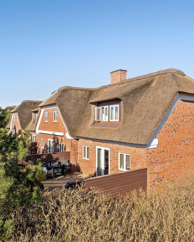 Oneida - 800M from the Sea