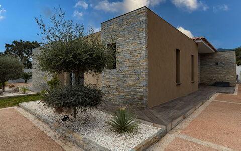 Villa les Lieges: Plante, Nuage, Ciel, Lot Terre, Surface De La Route, Bâtiment, Zone Résidentielle, Arbre, Immobilier, Design Urbain