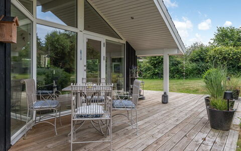 Franca - 500M from the Sea: Bois, Toit, Architecture, Domicile, Maison, Chalet, Siding, Dur, Pente, Biens