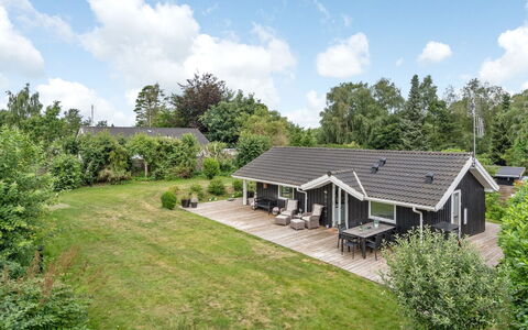 Franca - 500M from the Sea: Bois, Toit, Architecture, Domicile, Maison, Chalet, Siding, Dur, Pente, Biens