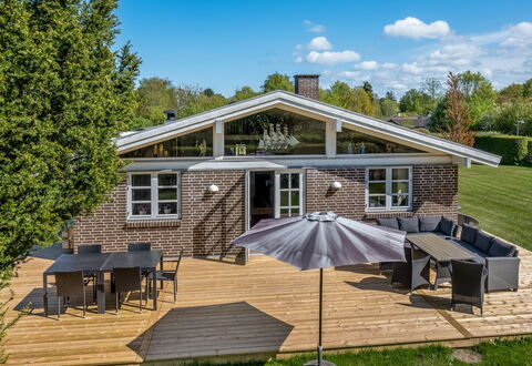 Melle - 350M from the Sea: Bois, Maison, Toit, Architecture, Domicile, Porte, Chalet, Siding, Batiments Jardin, Conception