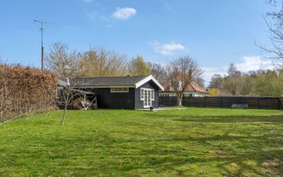 Hjort - 100M from the Sea