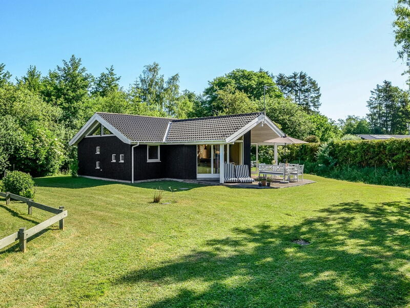 ginie - 1km From The Sea In Sealand