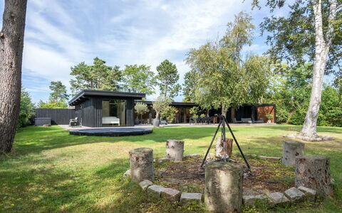 Hævnir - 1Km from the Sea: Herbe, Arbuste, Maison, Jardin, Domicile, Chalet, Lot Terre, Pelouse, Couverture De Sol