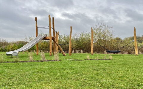 Vara - 800M from the Sea: Plaine, Lot Terre, Toboggan, Équipement Extérieur Play, Chute, Parc, Terrain De Jeux, Pelouse