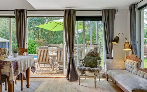 Makrina - 175M from the Sea: Bois, Toit, Architecture, Domicile, Maison, Chalet, Siding, Dur, Pente, Biens
