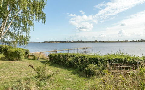 Haldis - 120M from the Sea: Zone Résidentielle, Toit, Banlieue, Allée, Biens, Cheminée