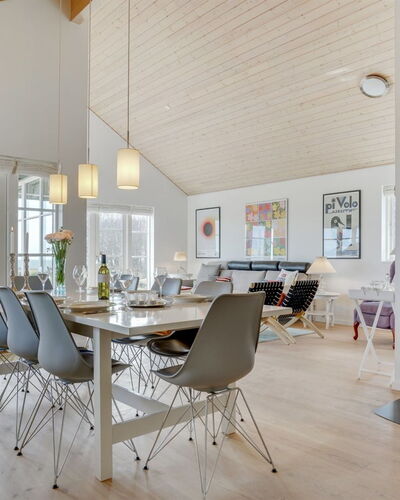 Miika - 100M from the Sea