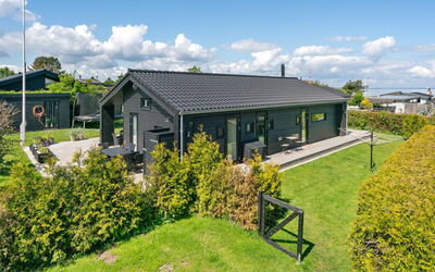 Kjell - 100M from the Sea
