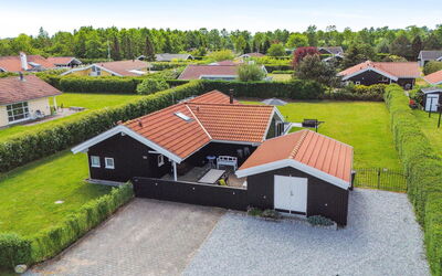 Dyrken - 200M from the Sea