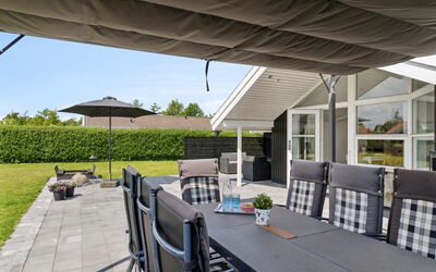Dyrken - 200M from the Sea