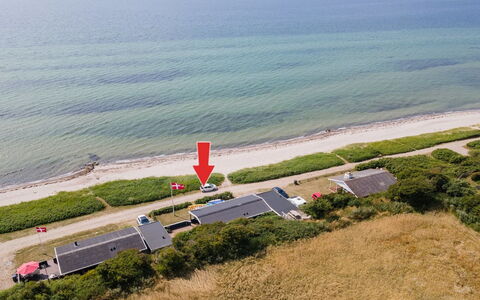 Pellervo - 20M from the Sea: Toit, Maison, Lot Terre, Domicile, Chalet, Biens, Batiments Jardin, Ombre, Cabane En Rondins, Aménagement Paysager