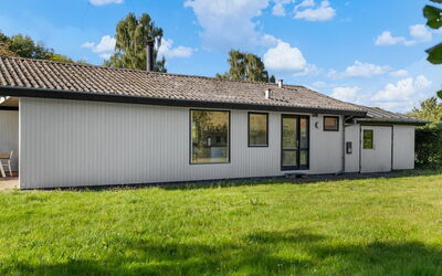Kalle - 400M from the Sea