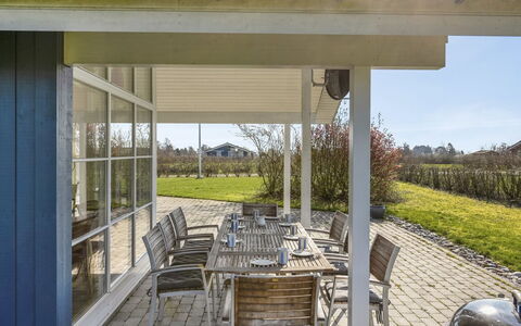 Bara - 600M from the Sea: Piscine, Mobilier De Jardin, Meubles, Recours, Dalle, Eco Hôtel, Ombre, Chaise, Loisir, Biens