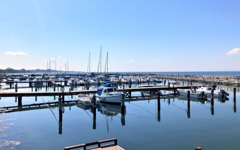 Gytta - 1Km from the Sea: Bleu, Bateau, Marina, Navire, Quai, Port, Port, Bateaux Et Nautique - Materiel Et Fournitures, Mer