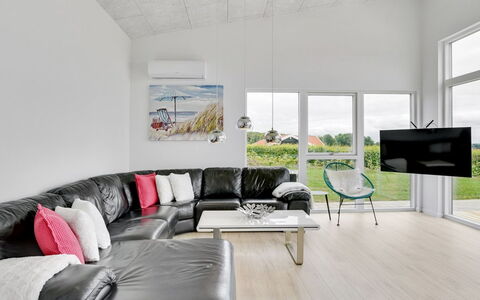 Constantin - 500M from the Sea