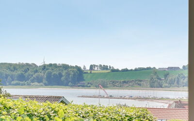Albantine - 150M from the Sea