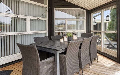 Arnod - 400M from the Sea: Maison, Toit, Domicile, Chalet, Arbuste, Couverture De Sol, Biens, Ferme, Siding, Batiments Jardin