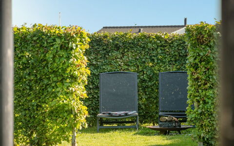 Myrte - 500M from the Sea: Maison, Toit, Domicile, Chalet, Biens, Ferme, Villa, Porche, Siding
