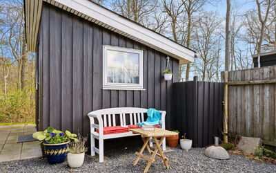 Gunholm - 150M from the Sea