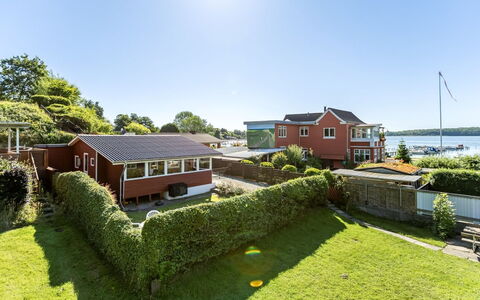 Star - 100M from the Sea: Biens, Ferme