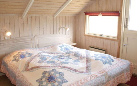 Ascan - 50M from the Sea: Chambre, Lit, Drap De Lit, Bois, Literie, Meubles, Sol, Design Intérieur, Linge, Sol