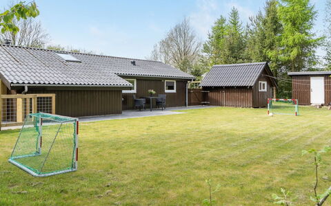 Kea - 30Km from the Sea: Bâtiment, Toit, Maison, Domicile, Chalet, Lot Terre, Zone Rurale, Siding, Arrière-Cour, Pelouse