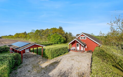 Liam - 800M to the Fjord: Herbe, Arbuste, Maison, Jardin, Domicile, Chalet, Lot Terre, Pelouse, Couverture De Sol