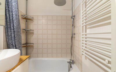 Logement:&nbsp;Saint James 200.3