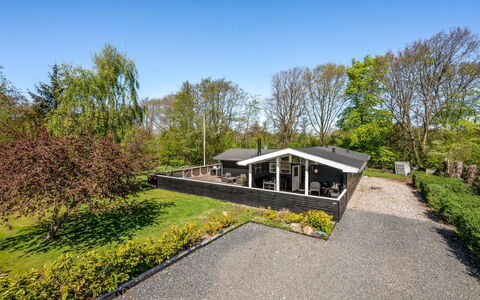 Emmanuela - 700M to the Fjord: Herbe, Prairie, Paysage, Écorégion, Plaine, Communauté Des Plantes, Lot Terre, Mobilier De Jardin, Prairie, Formations Arbustives