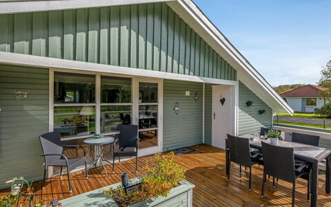 Fritzie - 600M to the Fjord: Domicile, Siding, Porte, Chalet, Biens, Dur, Ombre, Planche, Tache De Bois, Porche