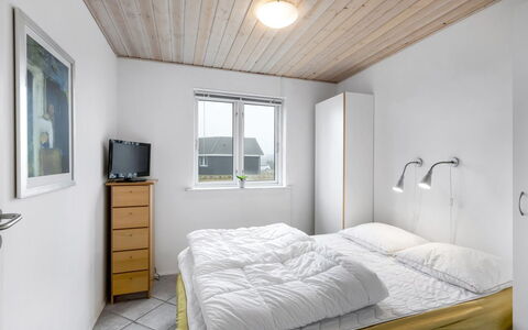 Tydkil - 300M to the Fjord: Maison, Chalet, Toit, Domicile, Siding, Biens, Ferme, Batiments Jardin, Pelouse, Jardin