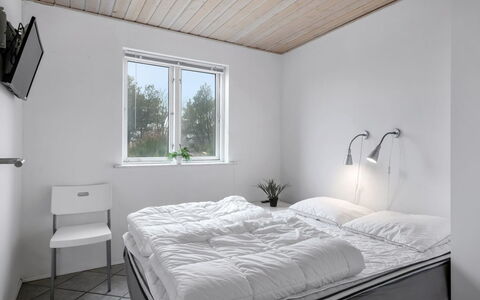 Tydkil - 300M to the Fjord: Maison, Chalet, Toit, Domicile, Siding, Biens, Ferme, Batiments Jardin, Pelouse, Jardin