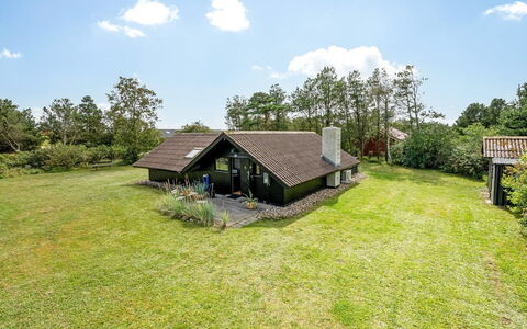 Raita - 350M to the Fjord: Meubles, Bois, Design Intérieur, Sol, Sol, Chaise, Pièce, Plafond, Salon, Appartement