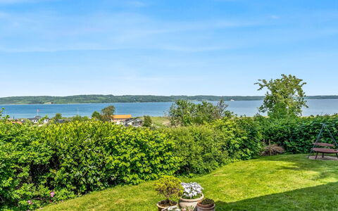 Stjerne - 300M from the Sea: Bleu, Vert, Arbuste, Paysage, Lot Terre, Cotiers Et Relief Océaniques, Mer, Jardin, Pelouse