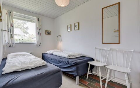 Hilmer - from the Sea: Chambre, Design Intérieur, Lit, Meubles, Sol, Plafond, Sol, Drap De Lit, Literie, Domicile