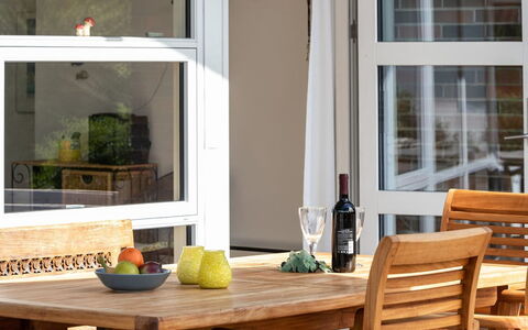 Hilmer - from the Sea: Toit, Maison, Domicile, Chalet, Siding, Biens, Allée, Batiments Jardin, Cour, Cabanon