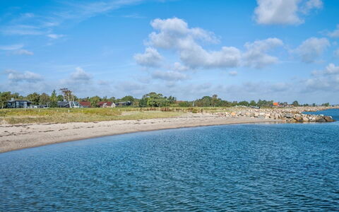Ekatarina - 125M from the Sea: Bleu, L'Eau, Plan D'Eau, Ressources En Eau, Côte, Plage, Cotiers Et Relief Océaniques, Horizon, Rive, Été