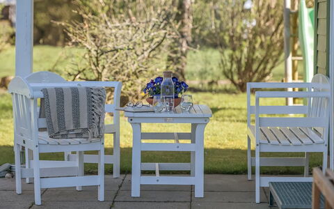 Terese - 45Km from the Sea: 