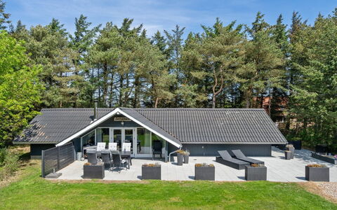 Hjalmara - 900M from the Sea: Communauté Des Plantes, Lumière Du Soleil, Plante Herbacée, Jardin, Plantation, Agriculture, Ferme