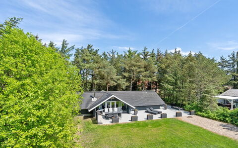Hjalmara - 900M from the Sea: Toit, Plaine, Lot Terre, Zone Rurale, Domicile, Biens, Champ, Chalet, Pelouse, Banlieue