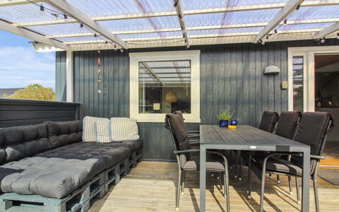 Madsen - 500M from the Sea: Toit, Plaine, Lot Terre, Zone Rurale, Domicile, Biens, Champ, Chalet, Pelouse, Banlieue
