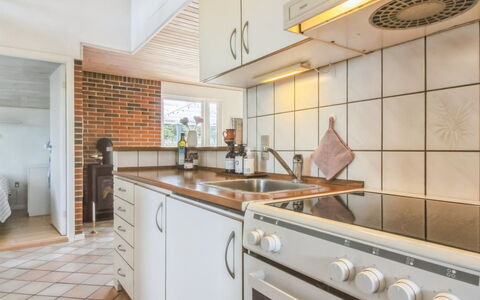 Madsen - 500M from the Sea: Chalet, Cabanon, Cabane, Ferme, Prairie, Cabane, Grange, Cabane En Rondins, Batiments Jardin