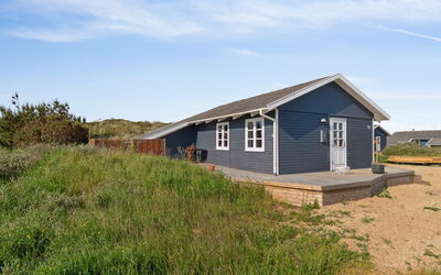 Wulfhard - 400M from the Sea